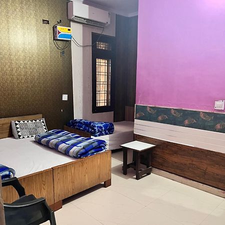 Hotel Pushpanjali Haldwāni Exterior foto