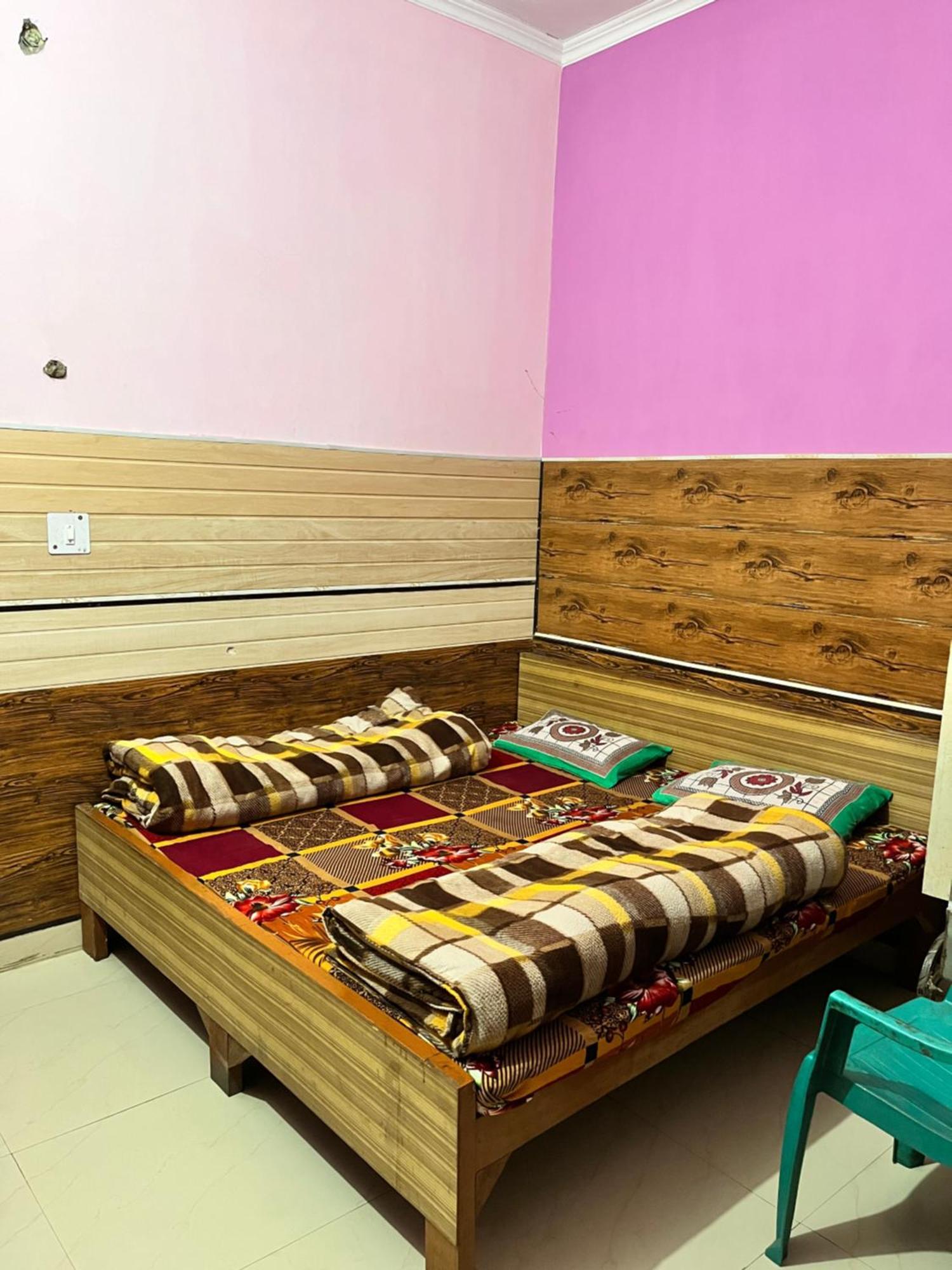 Hotel Pushpanjali Haldwāni Exterior foto